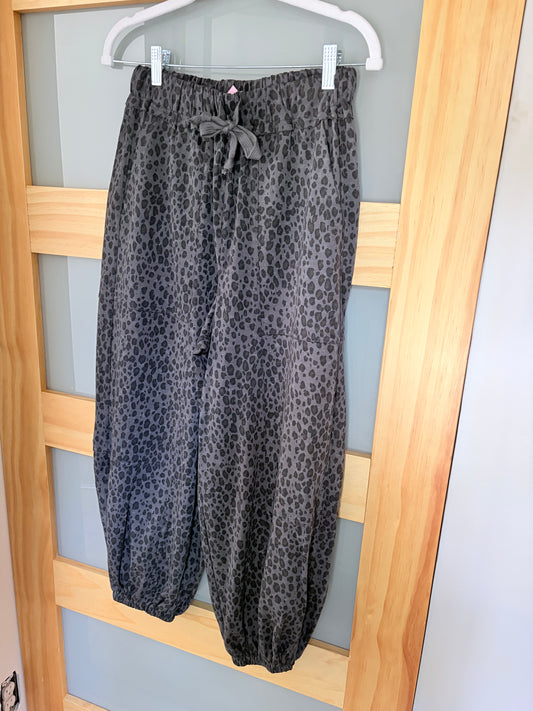 Totally Leopard Jogger Pant